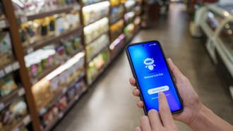 ABC Technology Reporter Mike Dobuski talks about the use of AI for shopping