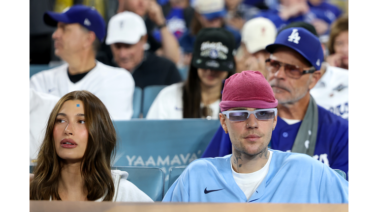 World Series - Toronto Blue Jays v Los Angeles Dodgers - Game Three