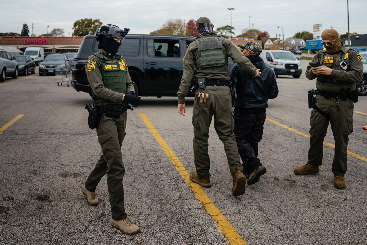 Chicago Celebrates Halloween Amid Increased ICE Activity