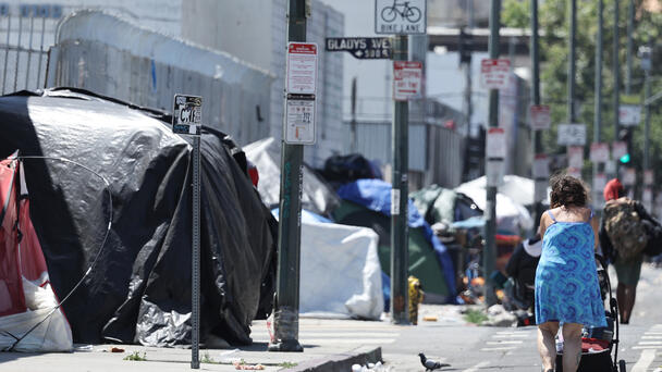 Judge May Hold LA in Contempt Over Homelessness Deal