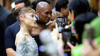 Courtney & KISS in the Morning - Ariana Grande Attacked At Singapore 'Wicked: For Good' Premiere