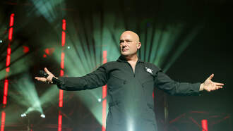 Music News: Disturbed's David Draiman Gets Hitched