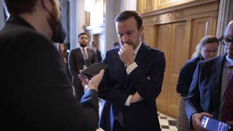 The Chris Murphy Trump Show Adds More Stops 