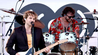 5 Seconds Of Summer Takes Over Times Square