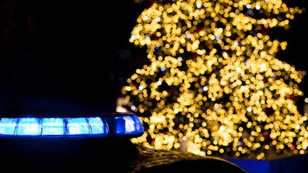 Four Injured In Mass Shooting At Christmas Tree Lighting Ceremony