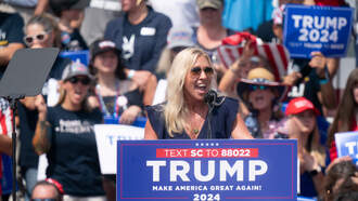 Mon Blogcast: MTG resigns; Trump smiles w/Mamdani; 