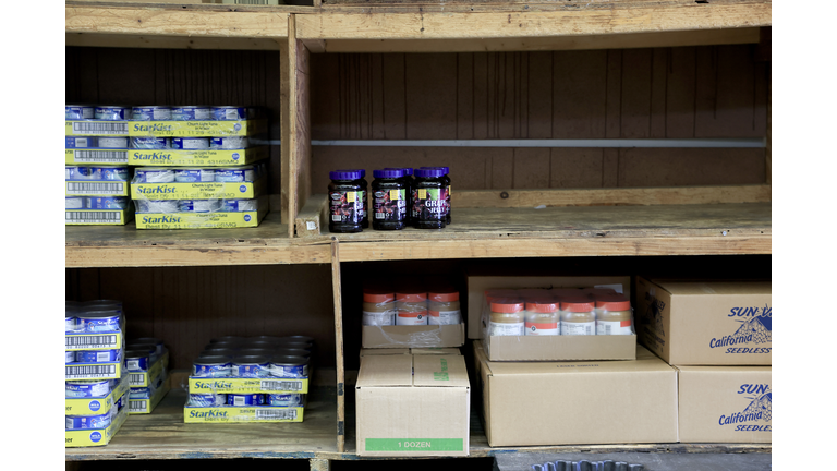 Florida Charities Distribute Meals And Food To Floridians In Need