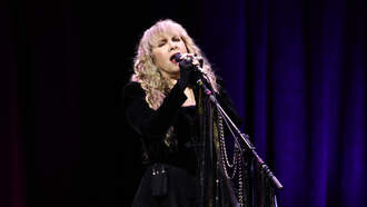Stevie Nicks gets real with her fans about recovery