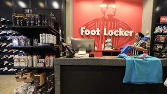 Foot Locker to Close Hundreds of Stores