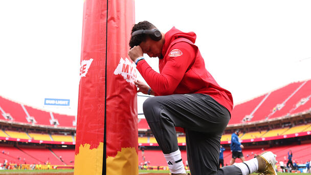 Chiefs vs. Cowboys Nov. 27 Viewing Options: TV, Live Stream