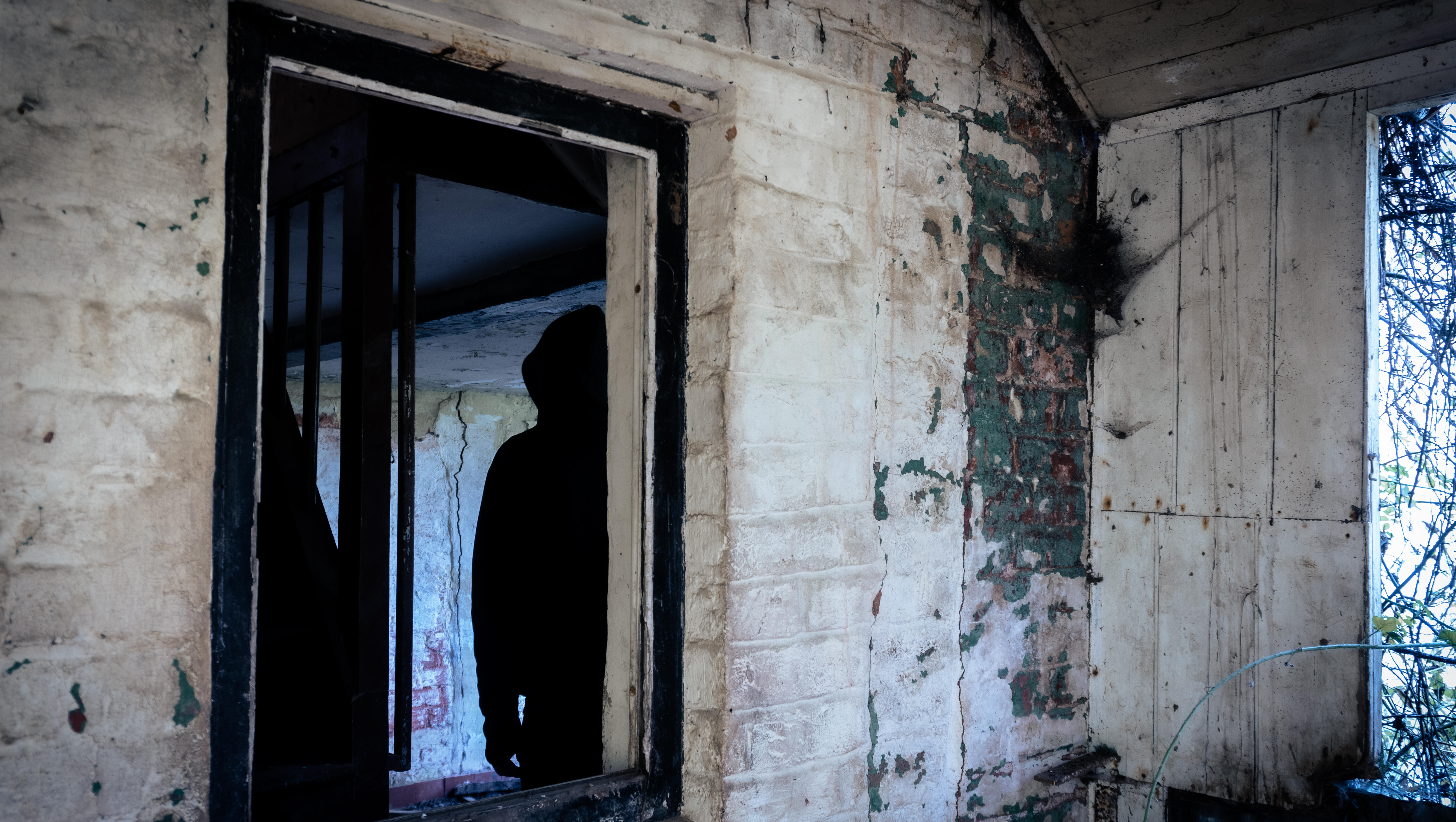 Ghost Hunting & Movie Business / Open Lines