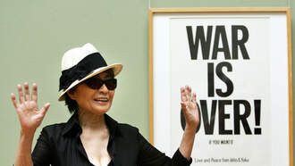 On This Day In 1971 John & Yoko Wished US "Happy Xmas (War Is Over)"