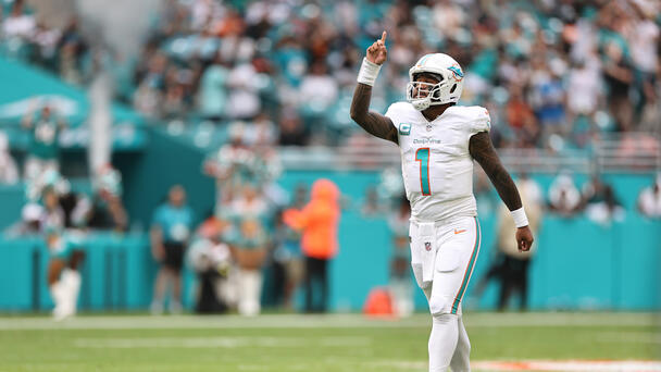 Miami Dolphins Celebrate Third Straight Win
