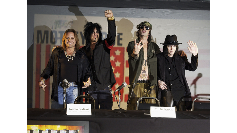 CA : Motley Crue Reunites in Los Angeles
