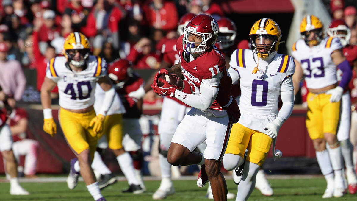 CFB Regular Season Ends: LSU Falls To Oklahoma, Tulane Shuts Out Charlotte