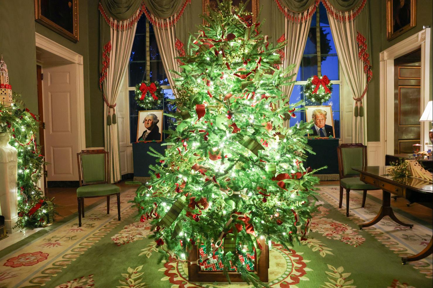 First Lady Melania Trump Unveils White House's 2025 Christmas Decorations