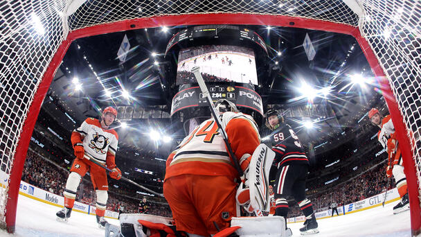 Golden Knights vs. Blackhawks Prediction & Picks - Dec. 2