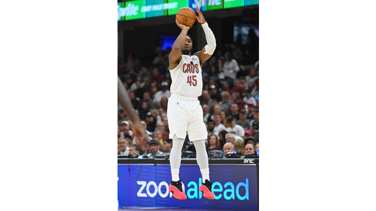 Milwaukee Bucks v Cleveland Cavaliers