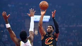 Cavaliers Cruise Past Pacers