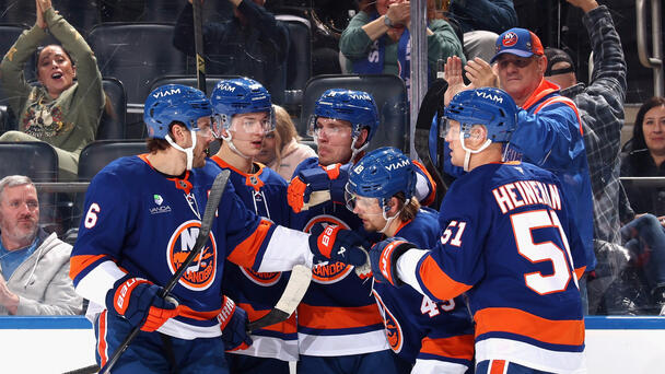Islanders Snap Lightning's Seven Game Win Streak