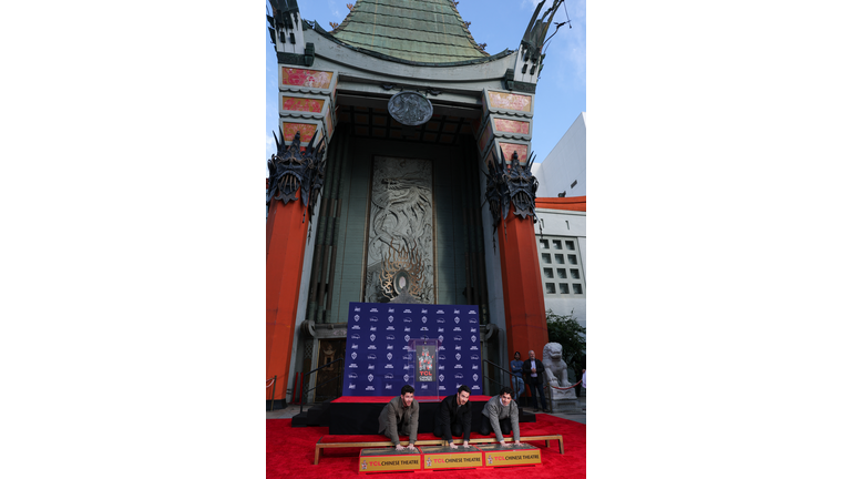 US-ENTERTAINMENT-MUSIC-HANDPRINT-JONAS