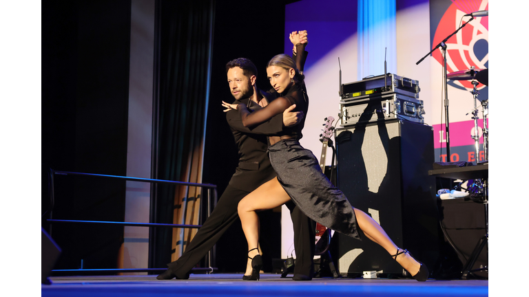 32nd Annual Race To Erase MS Gala - Inside