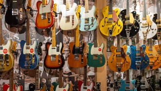 Bret Saunders - How About A 3-D Printed Guitar?