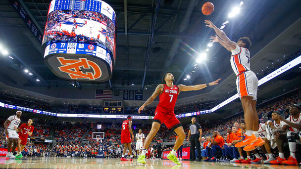 Arizona vs. Auburn Time, TV & Stream – Dec. 6