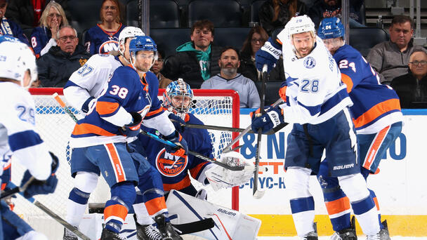 Islanders Shut Out Lightning