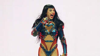 Katy Perry and Justin Trudeau Go Instagram Official!