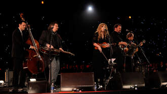 Alison Krauss and Union Station are coming to Pinewood Bowl Theater