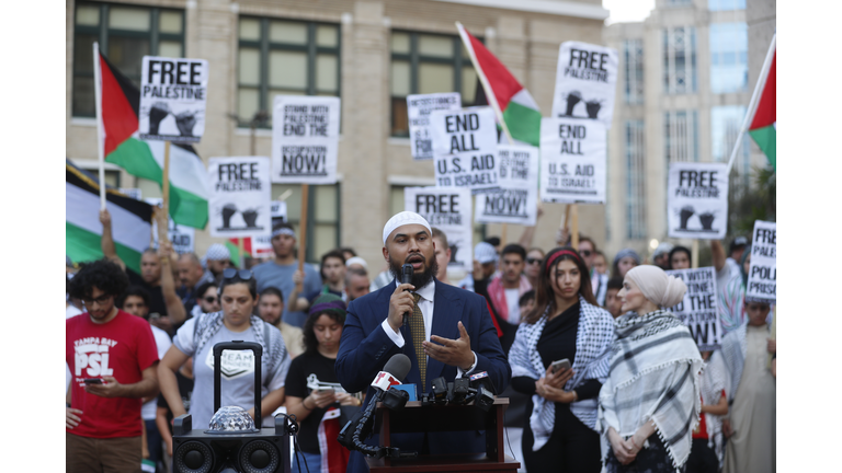Activists In Tampa Hold International Day Of Action For Gaza