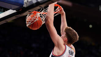 #5 UConn MBB knocks off #21 Florida at MSG