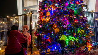 Win A Family 4 Pack To Carowinds Winterfest With This Answer Fri Morning