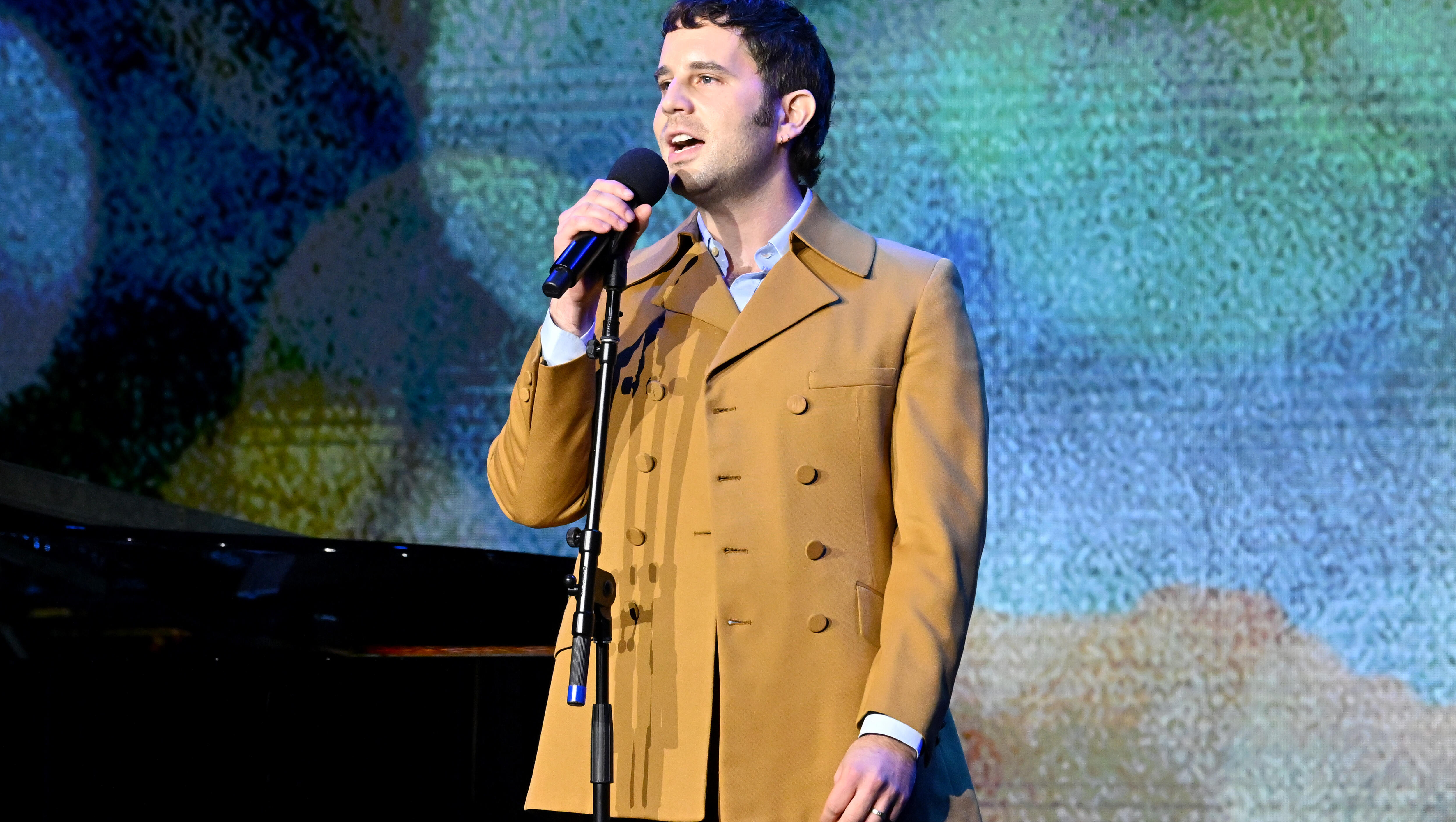 Ben Platt & Khalid Duet On-Stage 