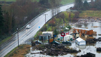 Evacuations Ordered In Washington State After Floods Cause 2nd Levee Breach