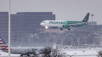 The 5 worst US airlines and airports for holiday flight delays