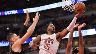 Sports - Cavaliers Fall To Bulls
