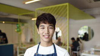 16 Year Old Employee Saves Peoples Lives And The Store 