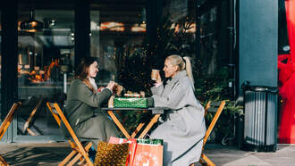 The Dave Ryan Show - National Regifting Day: 61% Think Holiday Regifts Are Acceptable Now