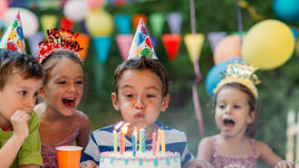 Kerry Collins - GOOD NEWS! Strangers Save Boy’s Bday Party When No One Showed