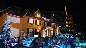 A "Home Alone" Gingerbread House Broke a World Record