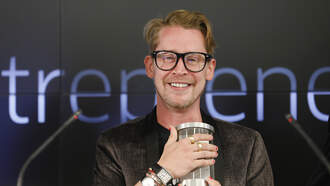 Food: Macaulay Culkin's Massive Sundae from "Home Alone 2"