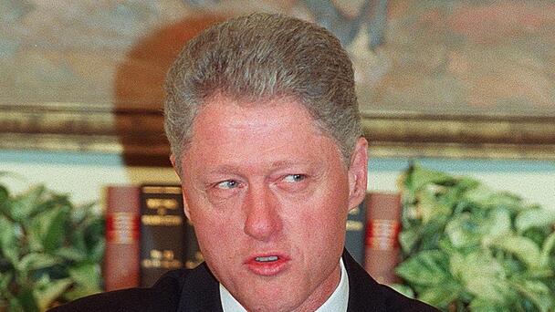 Epstein Files Wide Open as DOJ Discovers Photos including Clinton