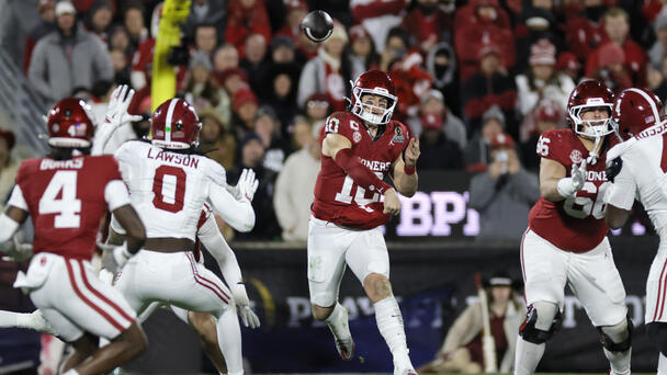 Alabama Defeats Oklahoma in College Football Playoff
