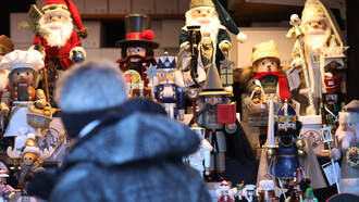 What's Happening This Weekend: Christmas Lights & Fun + Live Music & More