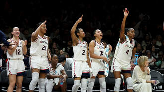 #1 UConn WBB runs past Iowa in Brooklyn 90 - 64
