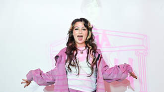 Lola Young Status Update