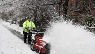 Local News - Rhode Island Readies For Weekend Snow