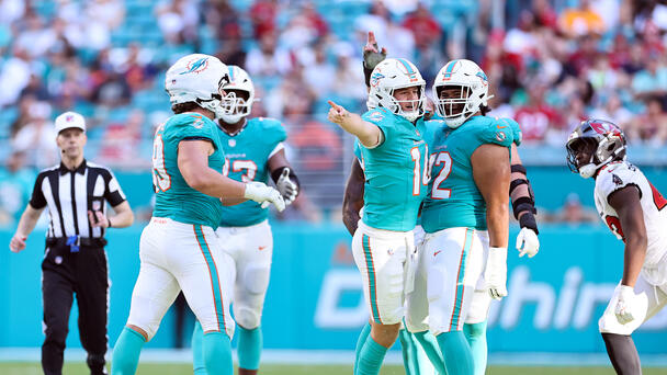 Patriots vs. Dolphins Week 18 Predictions, Odds and Stats